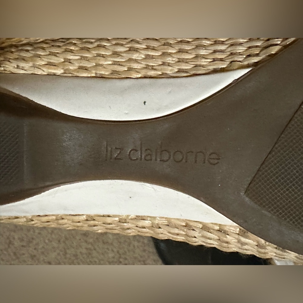 Liz Claiborne Women's "Aleya" Beige/White Woven Wicker Flats Shoes Size 9.5M - Picture 8 of 13